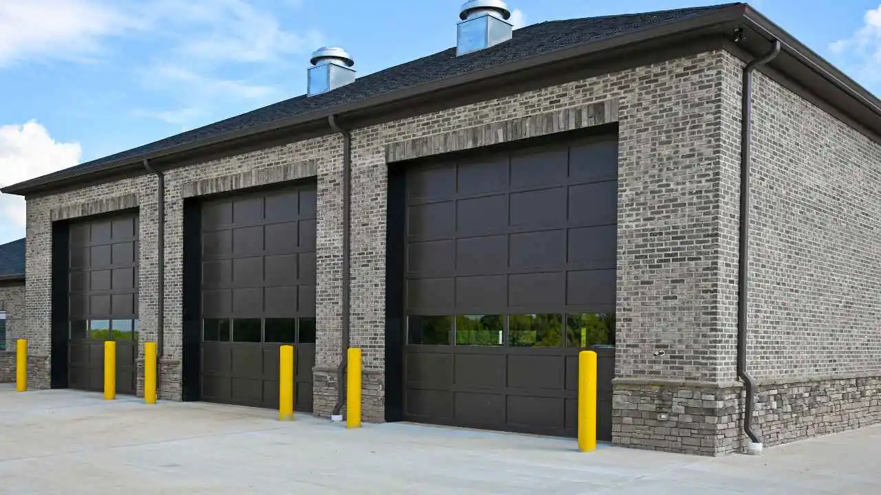 commercial garage doors vaughan5